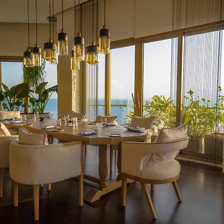 Akra Hotell